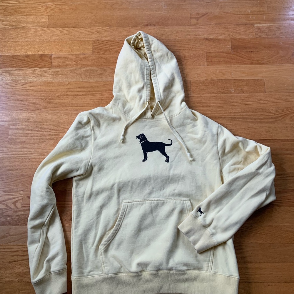 Black dog sweatshirt